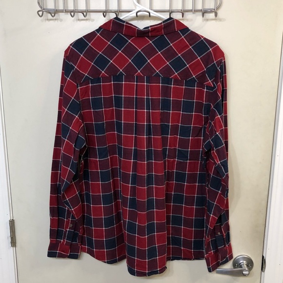 Cabela’s || Red & Blue Flannel - Picture 2 of 6